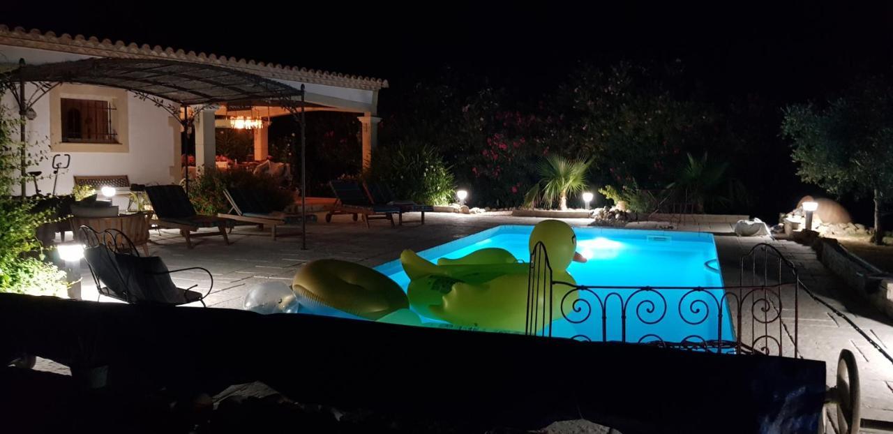 생마르탱드크로 Fenetre Sur Les Alpilles B&B 외부 사진
