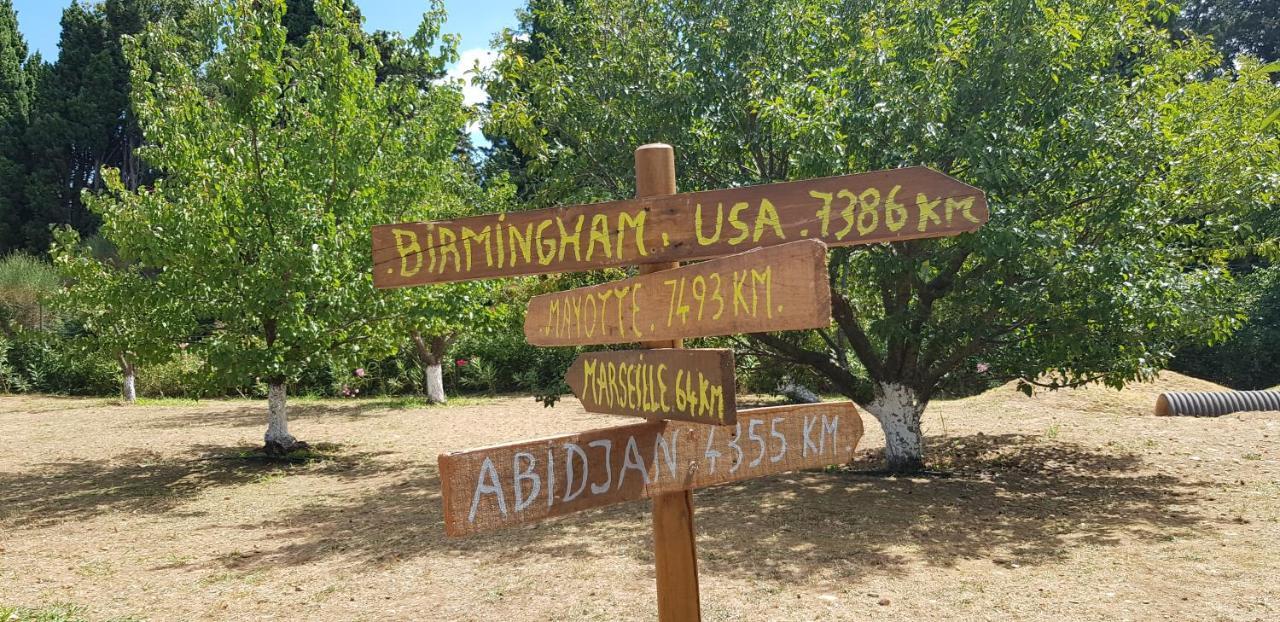 생마르탱드크로 Fenetre Sur Les Alpilles B&B 외부 사진