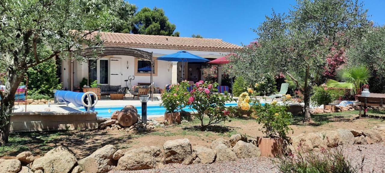 생마르탱드크로 Fenetre Sur Les Alpilles B&B 외부 사진