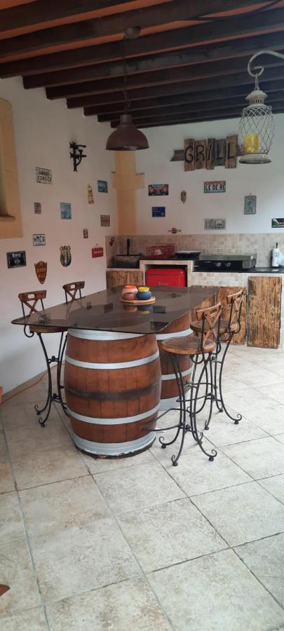 생마르탱드크로 Fenetre Sur Les Alpilles B&B 외부 사진